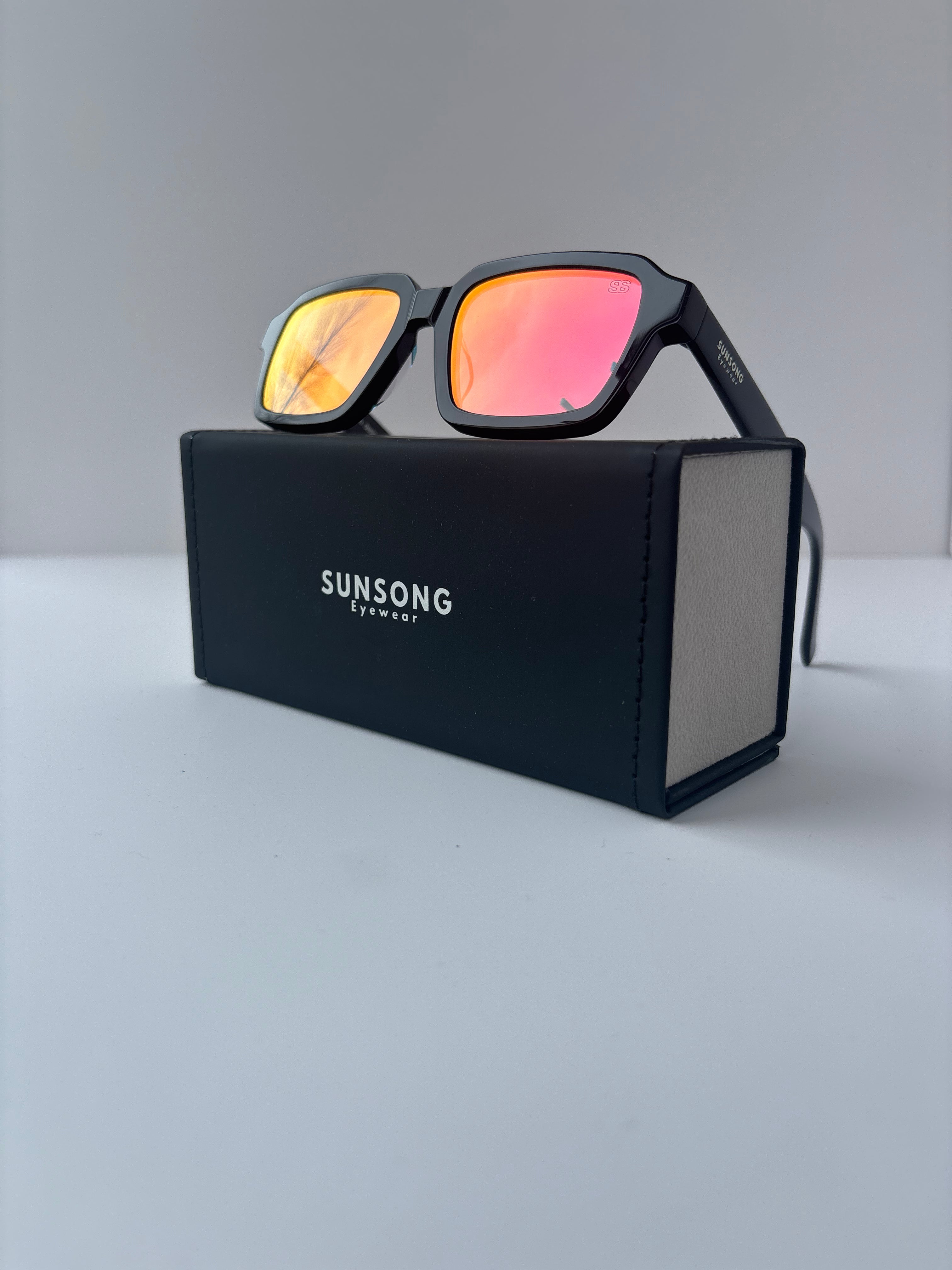 S90 limited édition designed by Hayk black