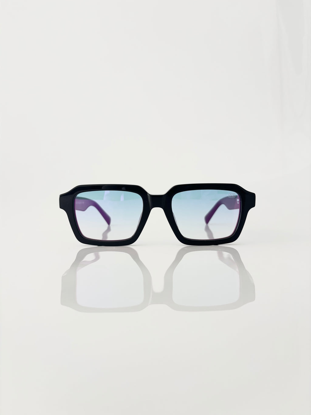 Limited édition black purple pink designed by Hayk