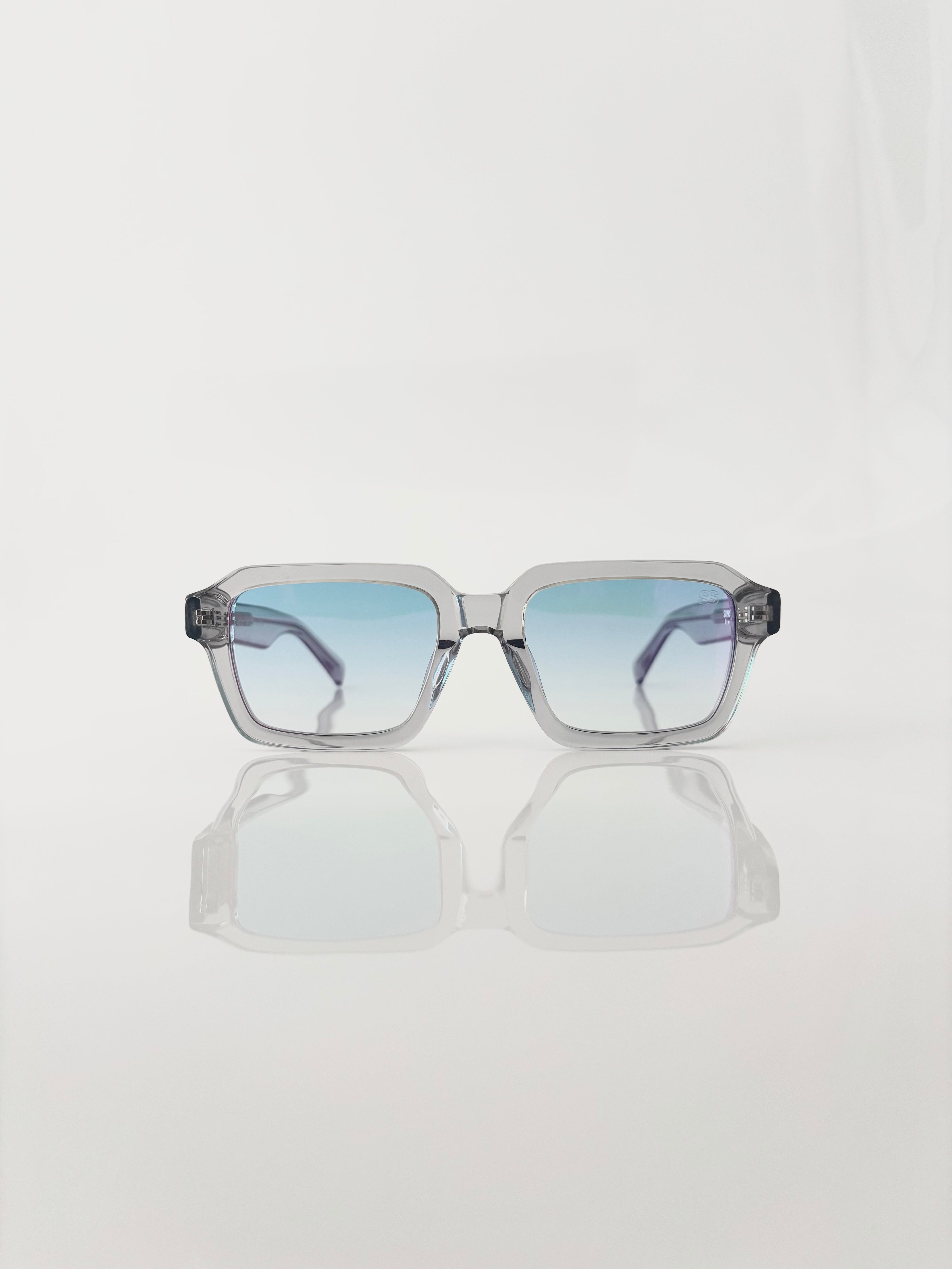 Limited édition gray purple pink designed by Hayk