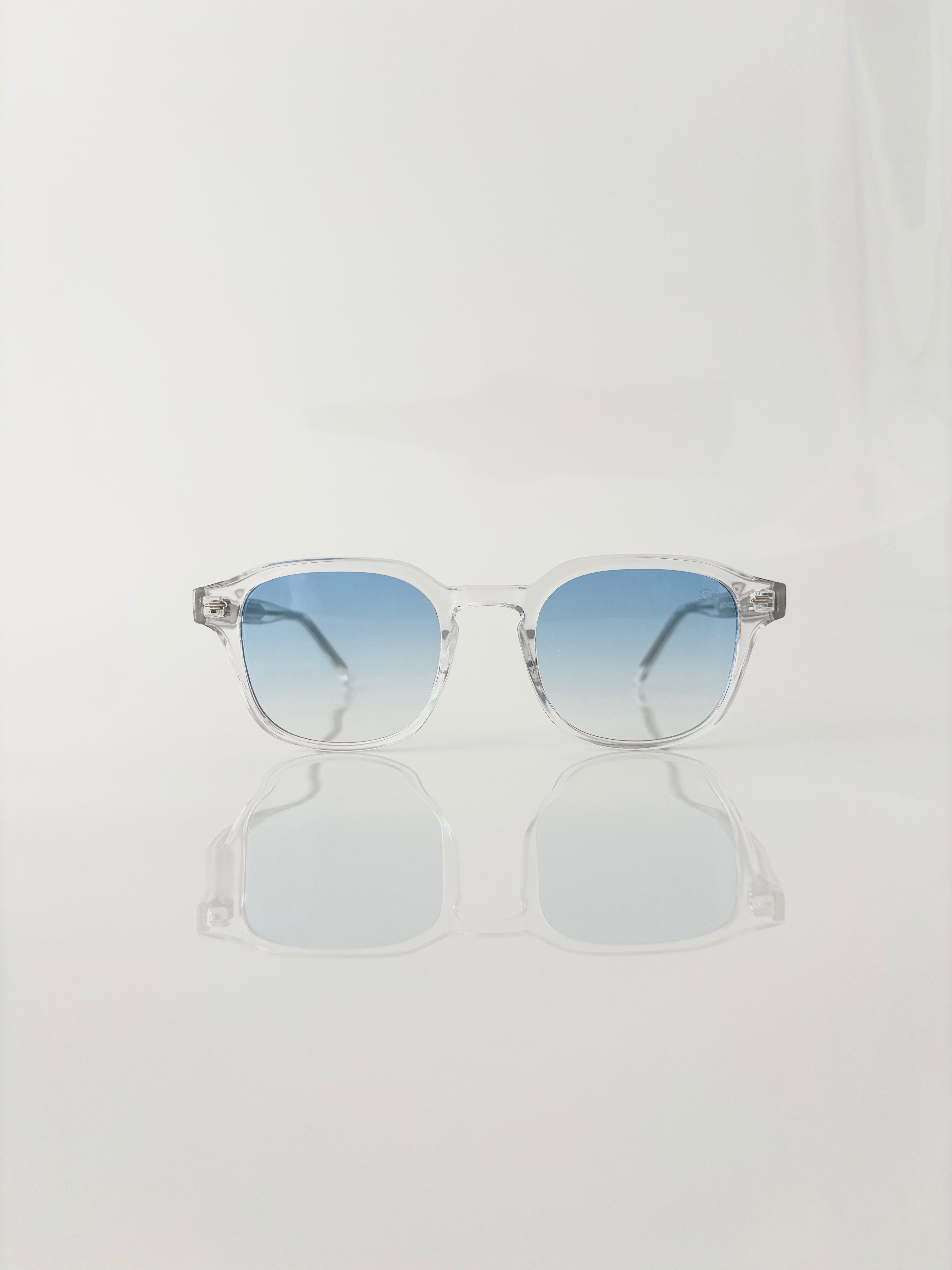Aurore white blue