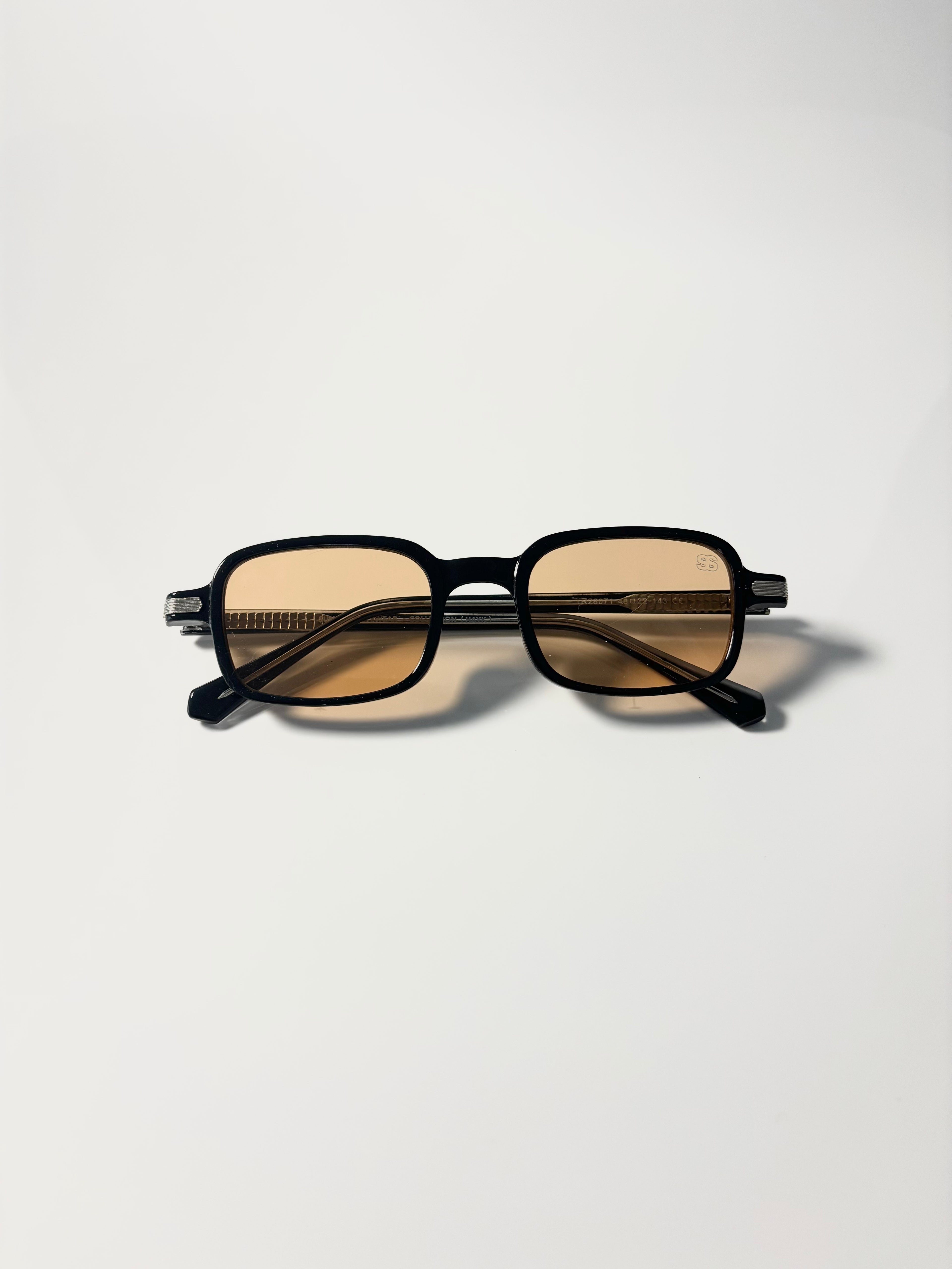 Velar black nectarine