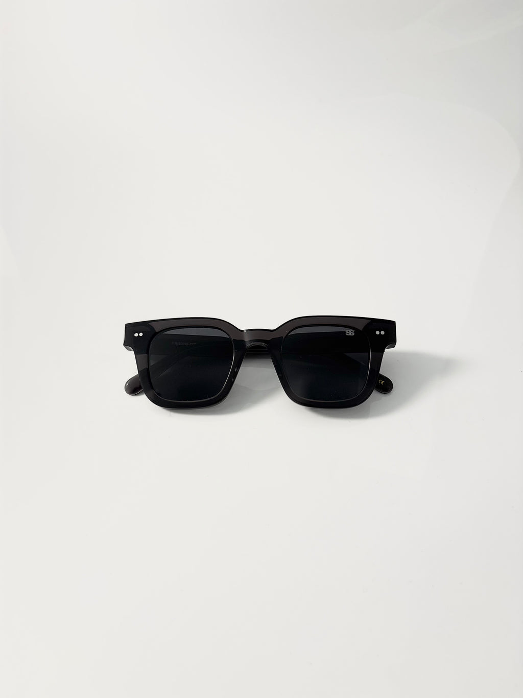 Edgard grey dark
