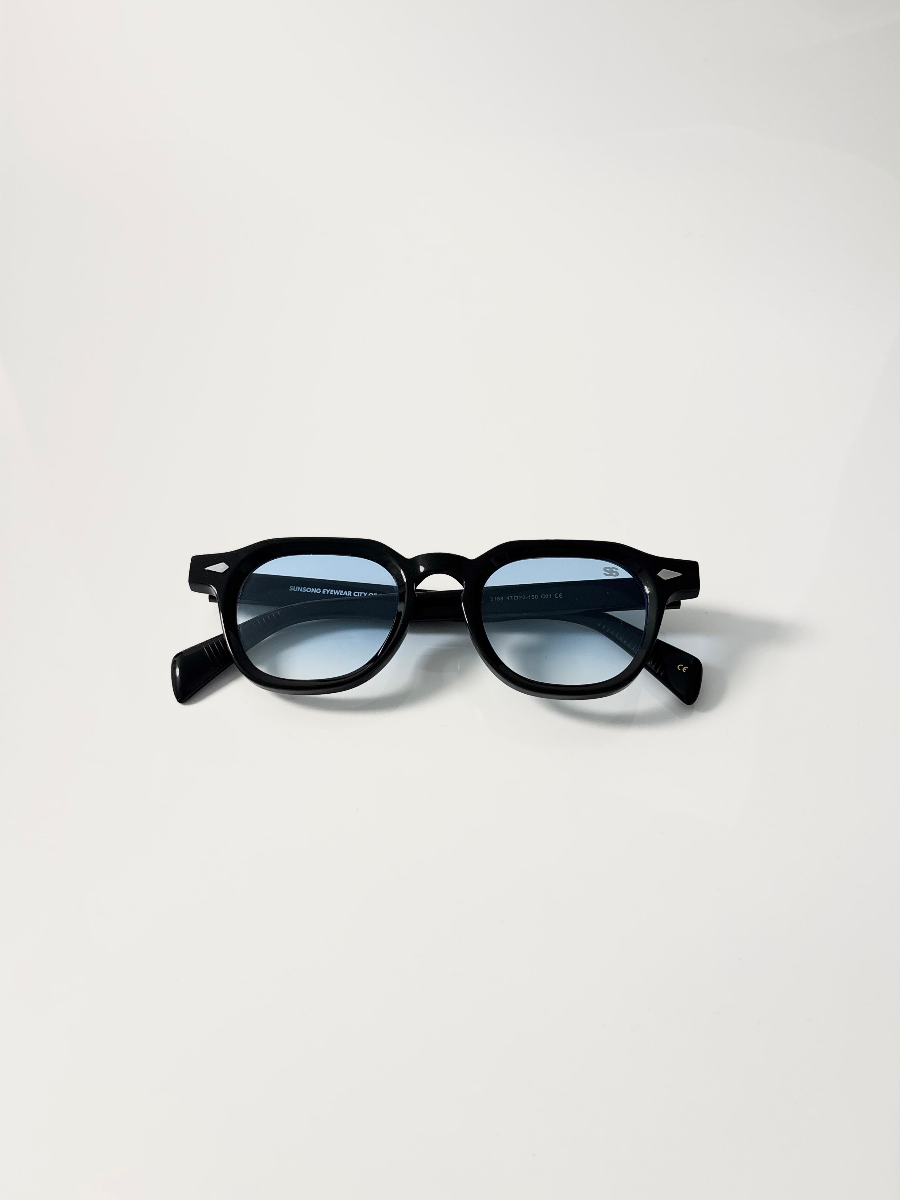 Gaston gradient blue